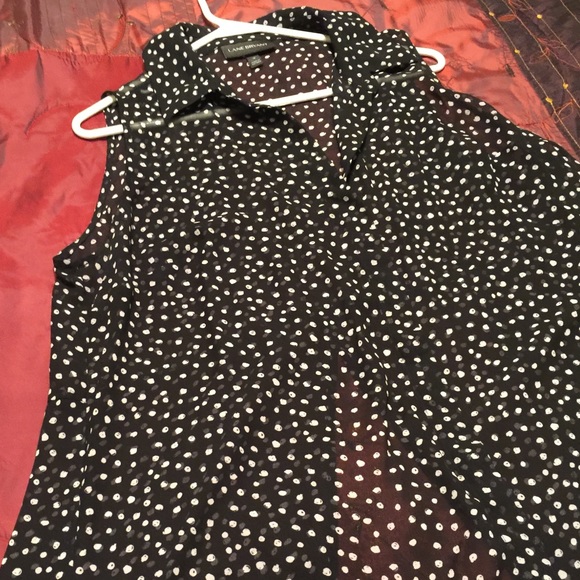 High low button down - Picture 1 of 4